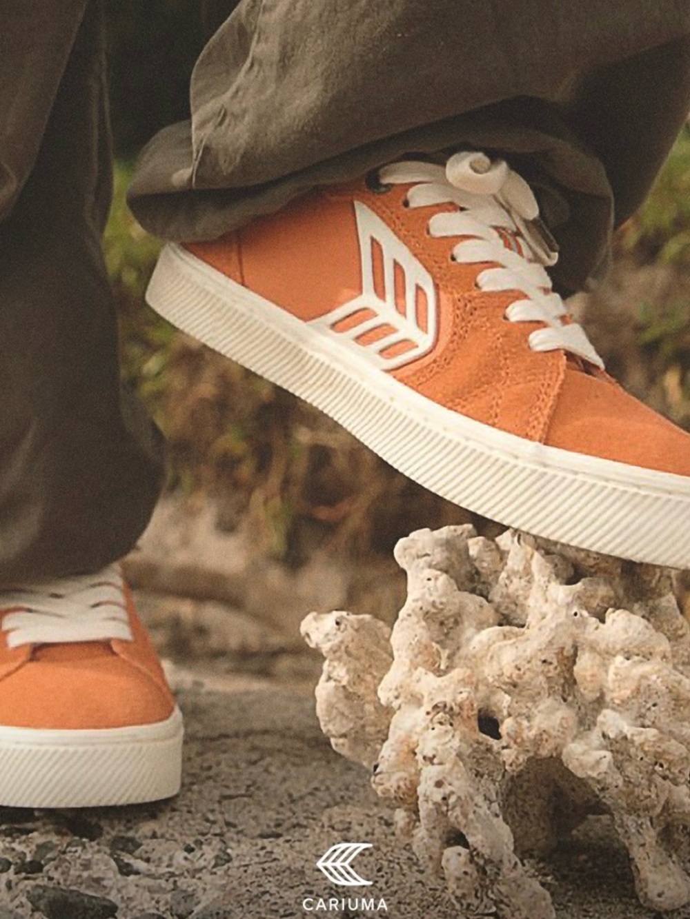 CARIUMA M CATIBA PRO 2.0 Orange Suede Low-Top Sneakers with White Accents